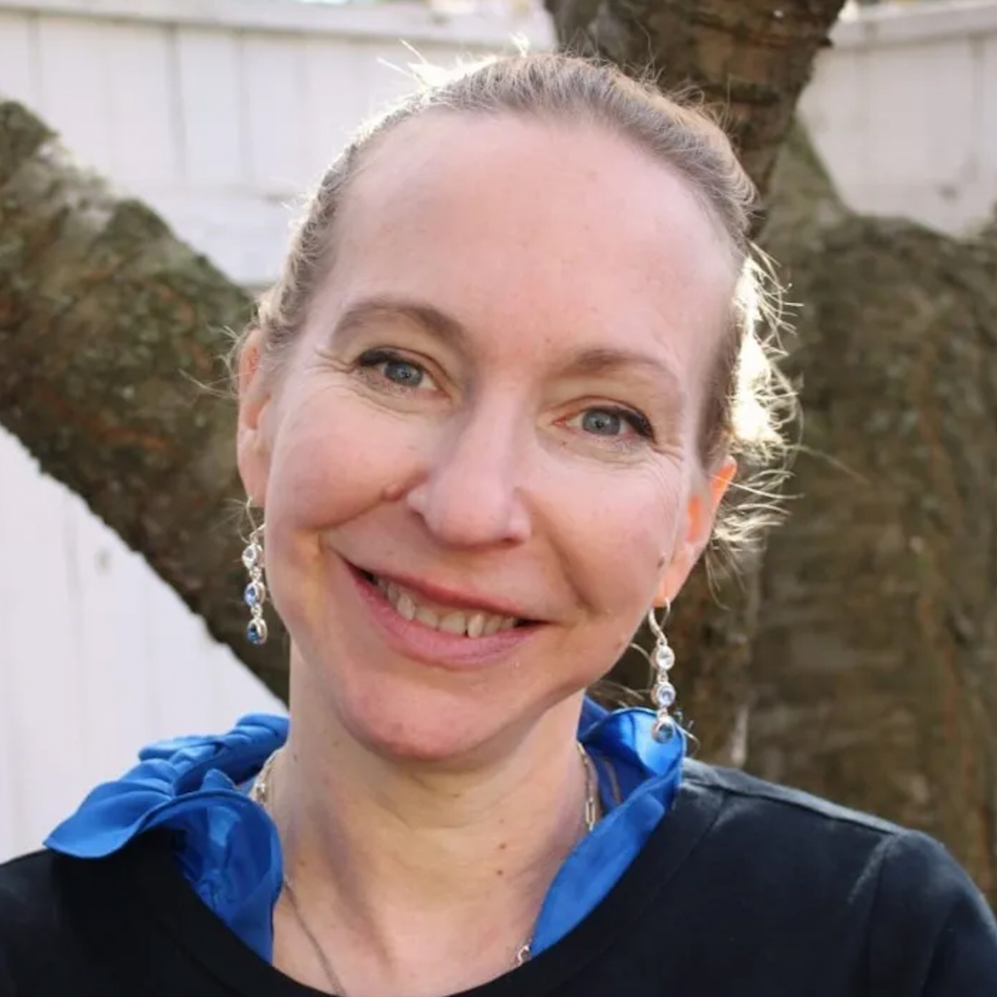 Carin-Isabel Knoop
