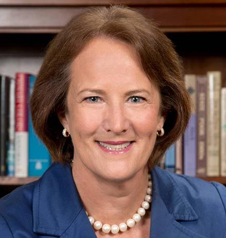 Karen Mills faculty headshot